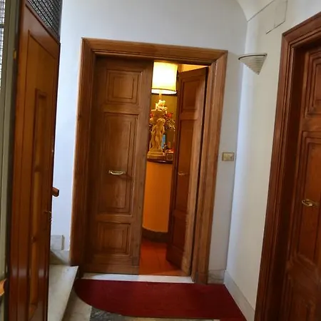 Al Sanpietrino 2* Rome